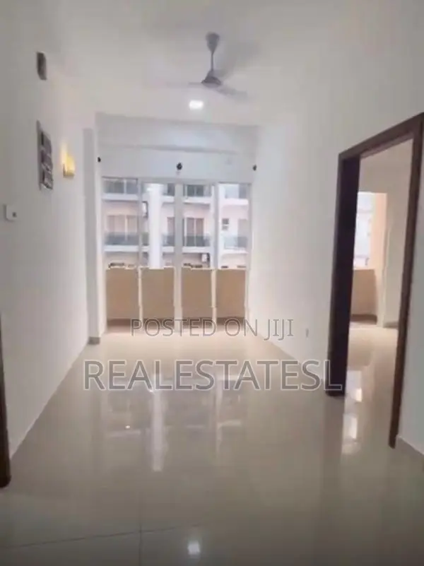 3 Bed 1300 Sqft Apartment for Rent Dehiwala