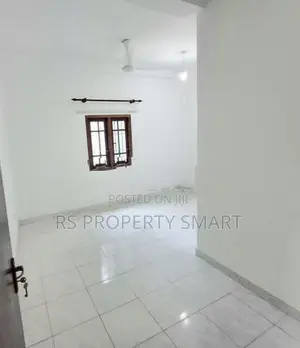 Luxury House For Sale - Colombo 05