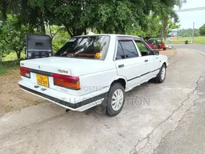 Nissan Sunny B12 1986