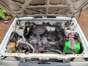 Nissan Sunny B12 1986