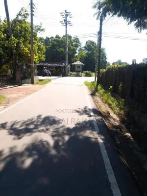 Suitable Land for Sale in Katunayake