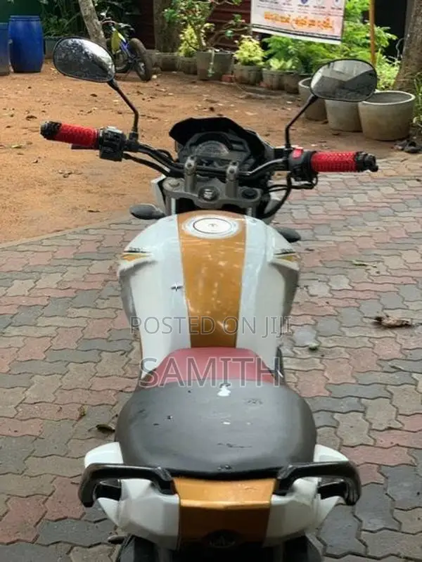 Yamaha FZS V1 2014