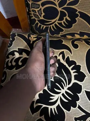 Apple iPhone XS (Used)