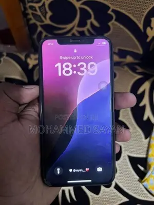 Apple iPhone XS (Used)