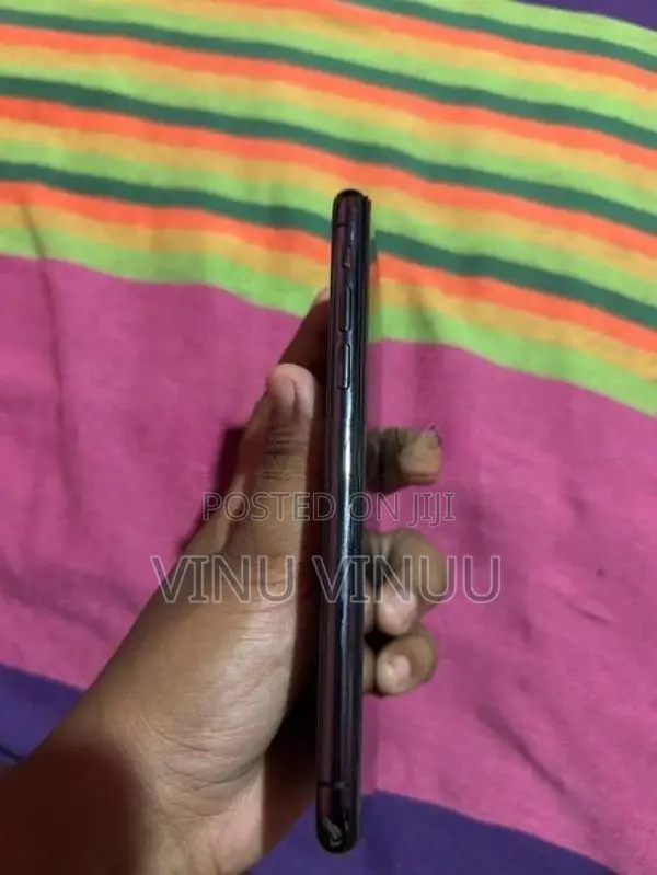 Apple iPhone X 256GB (Used)