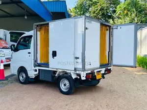 Daihatsu Hijet Freezer Truck (-7)°C 2023