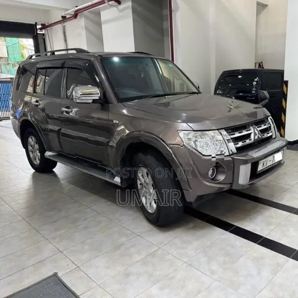 Mitsubishi Montero GLX 2013
