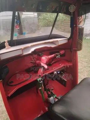 Bajaj RE 2 stok 2004