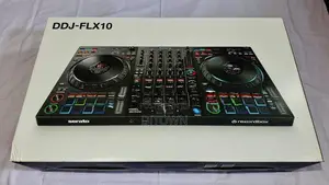 Pioneer DDJ FLX10 with CUE 01