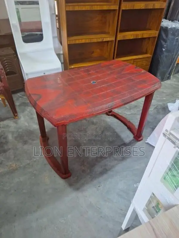 Nippon Plastic Table