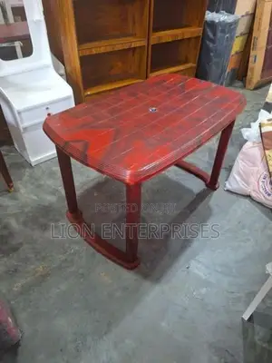 Nippon Plastic Table