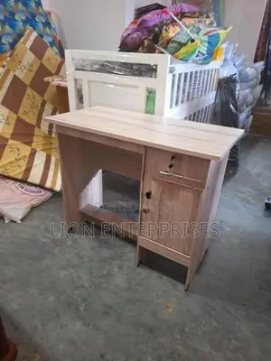 3ft Melamine Table