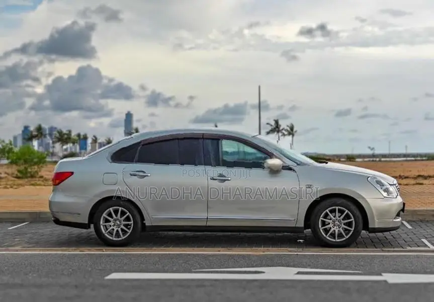 Nissan Bluebird 2008