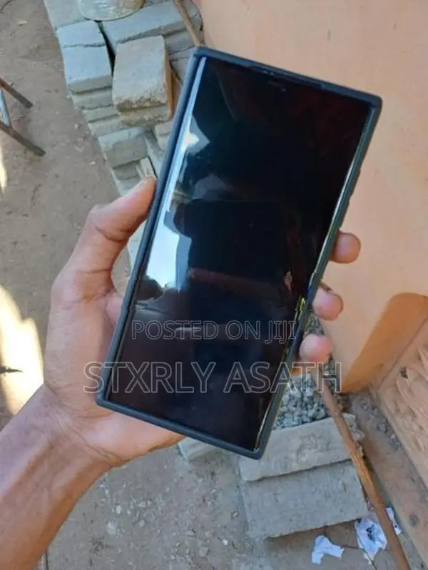 Samsung Galaxy S23 Ultra (Used)
