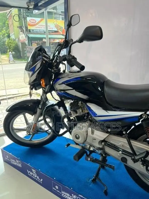 Bajaj CT100 2025