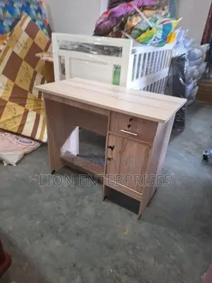 3ft Melamine Table