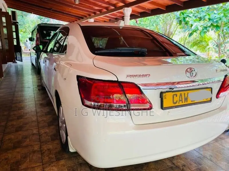 Toyota Premio 2017
