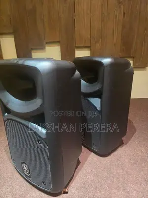Yamaha SatgePas 400BT Portable PA System with Bluetooth