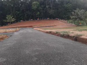 අලව්ව ඉඩමක්