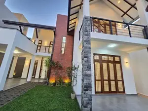 Clear Deed with Brand New Luxury Modern House For Sale in Negombo