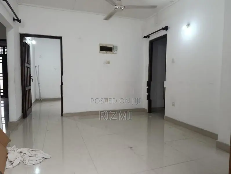 First Floor 3BR House for Rent at Peiris Road Mount Lavinia