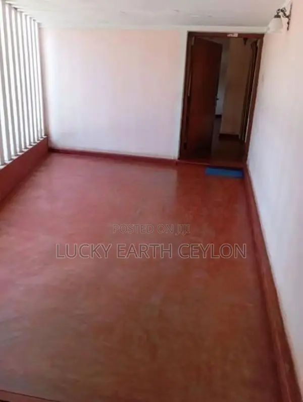 Maharagama , Unfurnished,1 Story commercial property For Rent (MG1315)