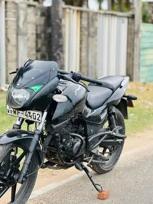 Bajaj Pulsar 180 2011