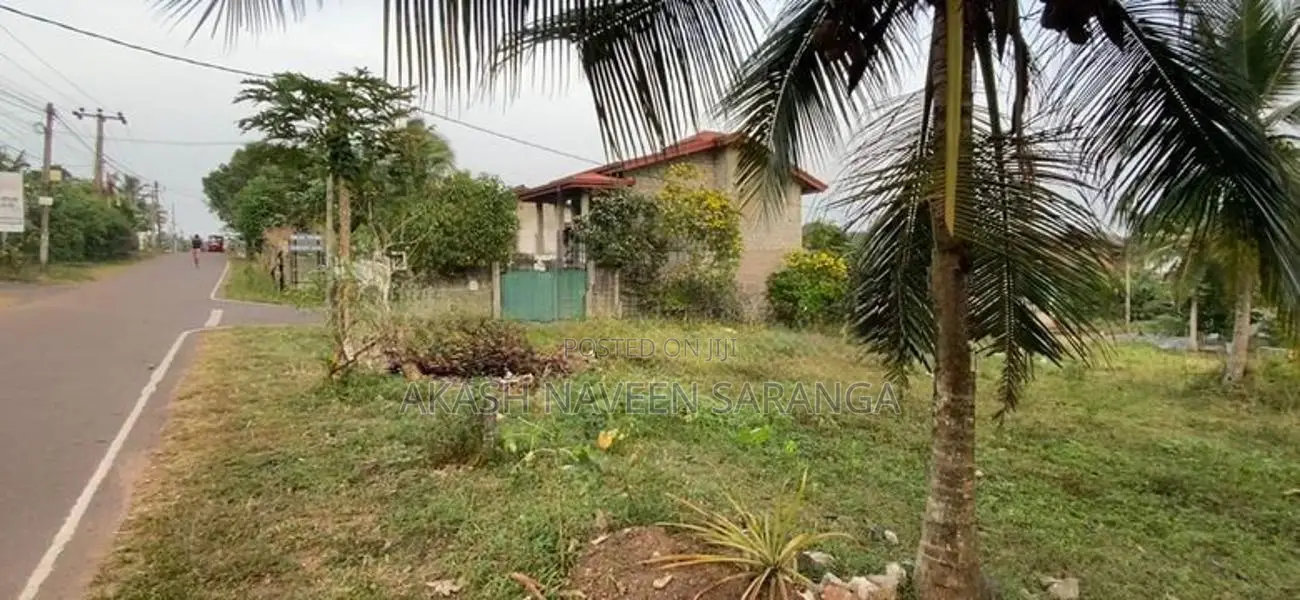 ඩෙල්ගොඩ මහේන පාරේ පර්චස් 24 ඉඩම විකිණීමට