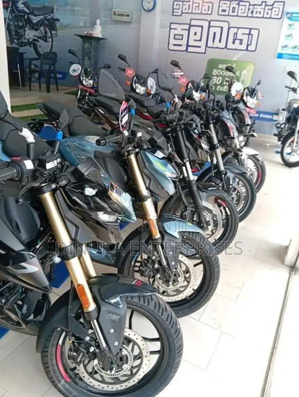 Bajaj Pulsar N160 Premium 2026