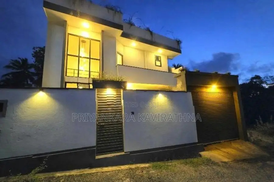 Brand New Mordern 2 Storied House in Diyagama