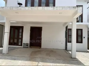 Luxury House for Sale – Jayanthipura, Battaramulla - ISU008H