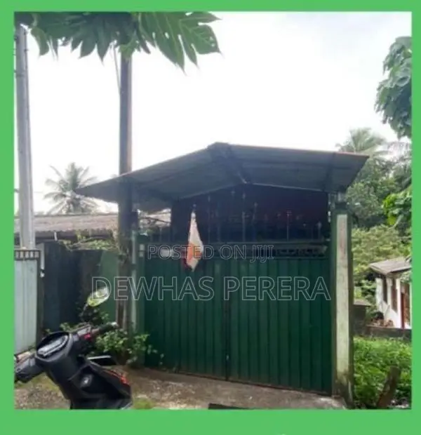 House sale delgoda kiribathgoda road mawaramandiya