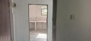 House sale delgoda kiribathgoda road mawaramandiya