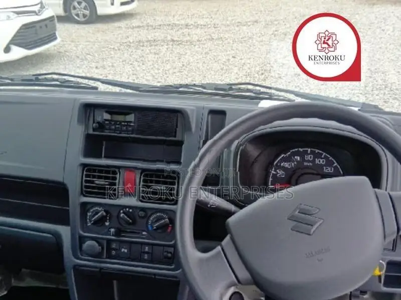 Suzuki Carry 2025