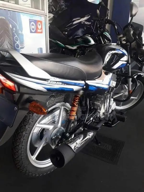 Bajaj CT100 2026