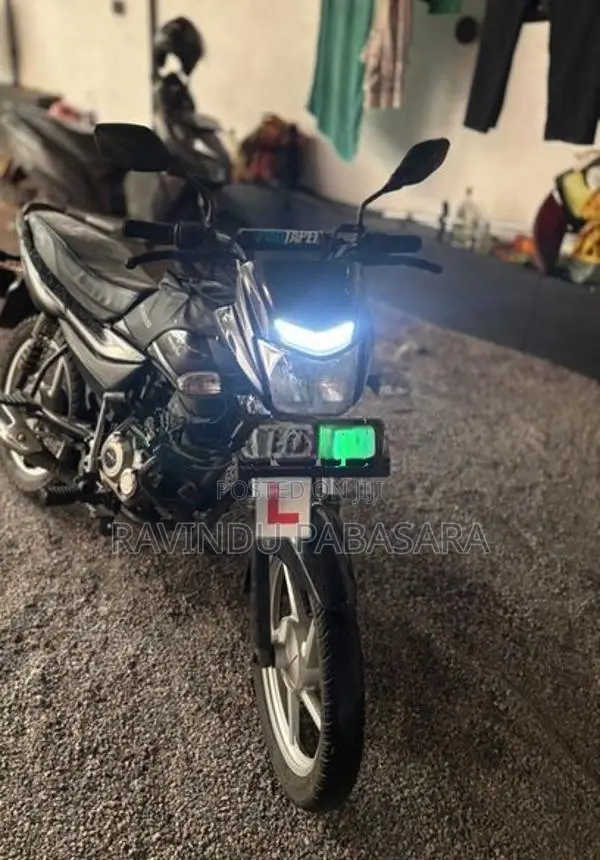 Bajaj Platina 100 ES 2018