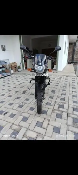 Bajaj Platina 2014