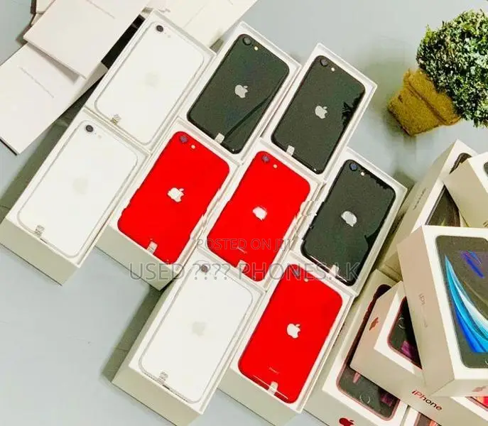 Apple iPhone SE 2 64GB (Used)