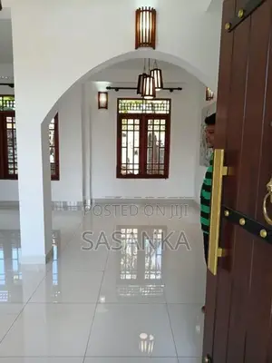 Kohuwala 3 Bed Rooms House For Rent