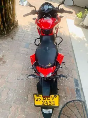 Bajaj Pulsar AS 150 2015