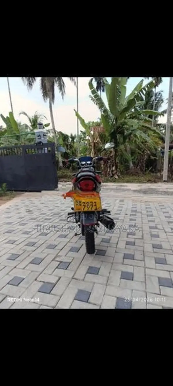 Bajaj Platina 2014
