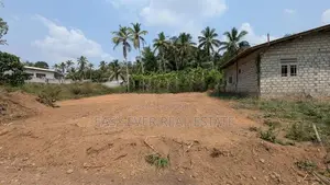Land for Sale in Urapola