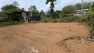 Land for Sale in Urapola