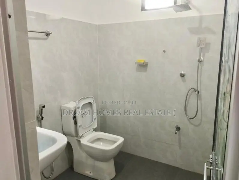 House for Sale in Halbarawa, Homagama