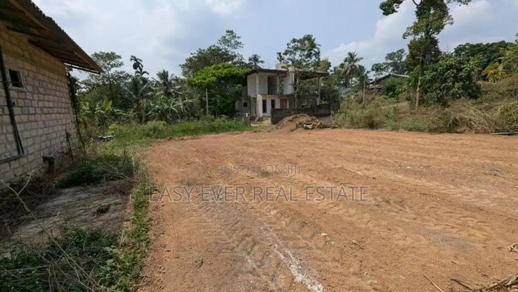 Land for Sale in Urapola