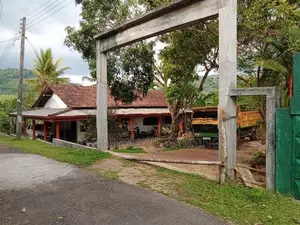 House for sale in Padukka