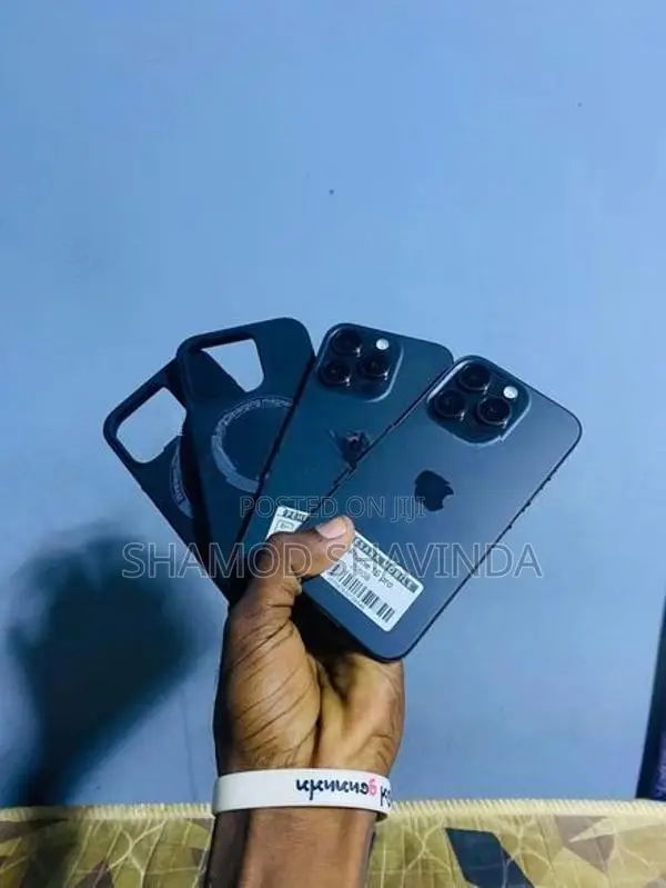 Apple iPhone 15 Pro (Used)