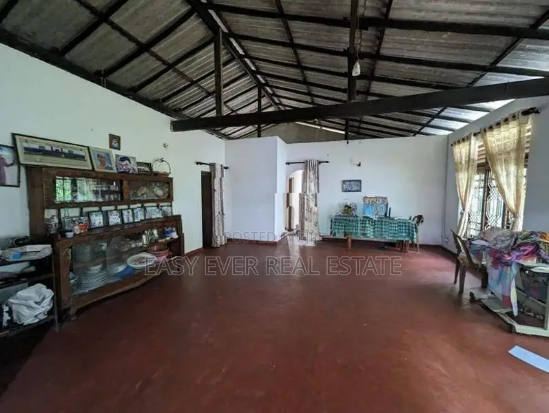 කලගෙඩිහේන – සපුගස්තැන්න පාර අංගසම්පූර්ණ නිවස