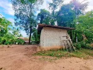Land for Sale in Yakkala