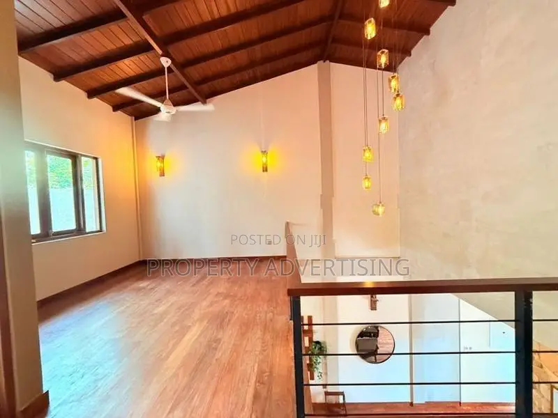 Luxury Brand New 4BR House for Sale Thalawathugoda